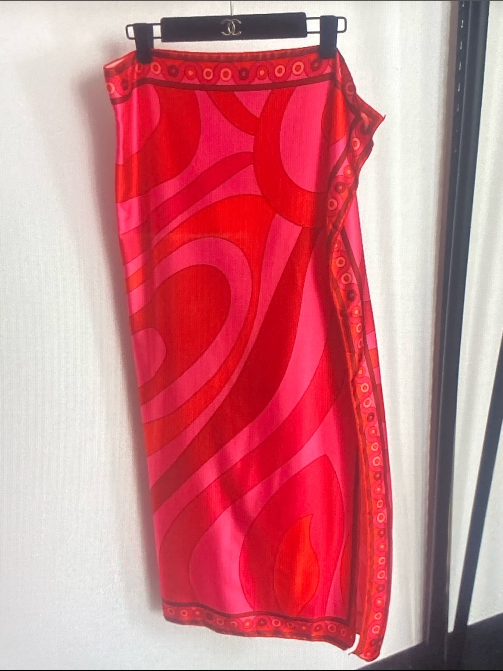 Emilio Pucci Red and Pink One-Piece Swimsuit with Matching Sarong - Picture 6 of 9